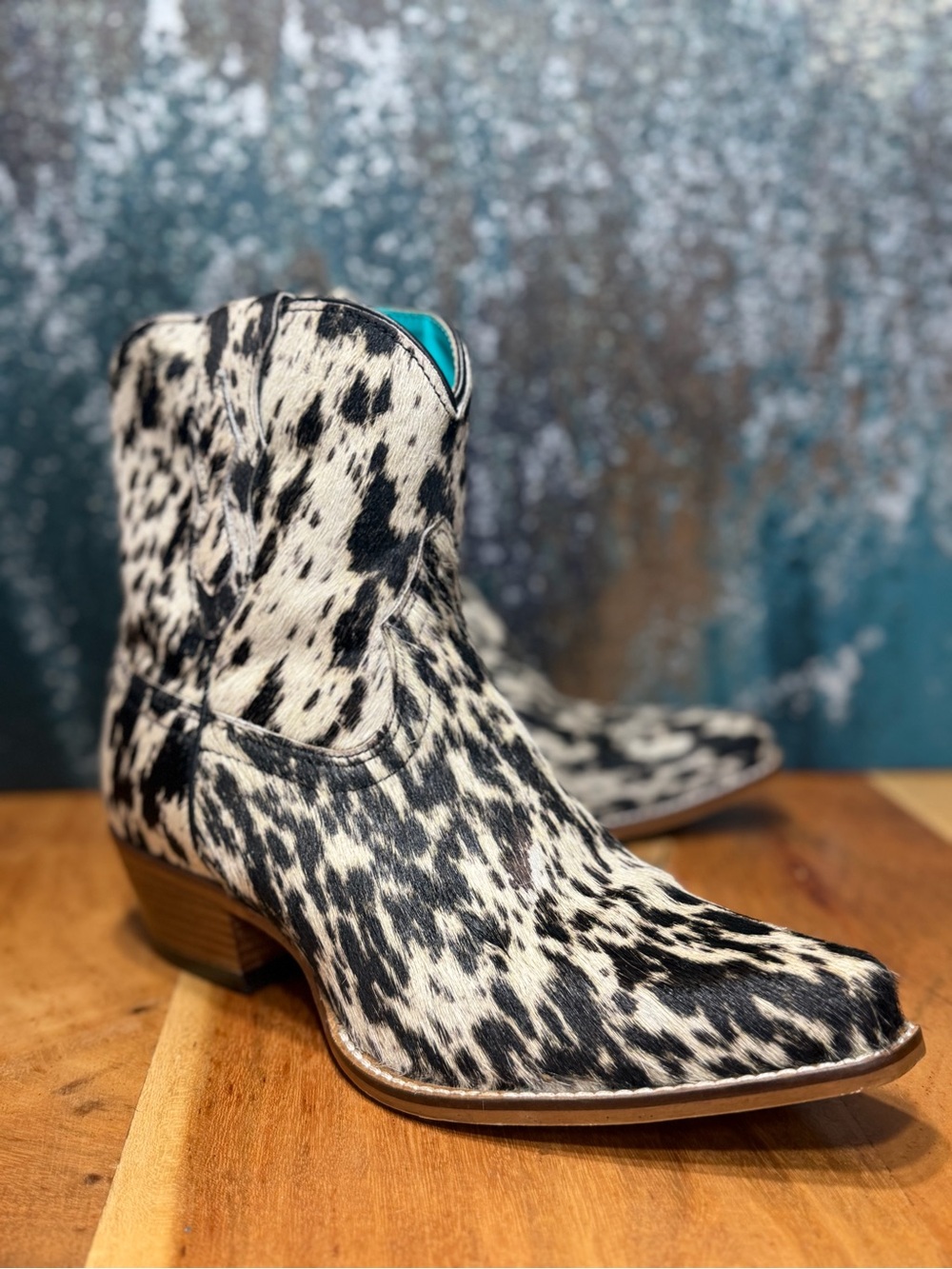 Myra Bag Western Cow Bow Cowhide Leather Booties Black White Size 7